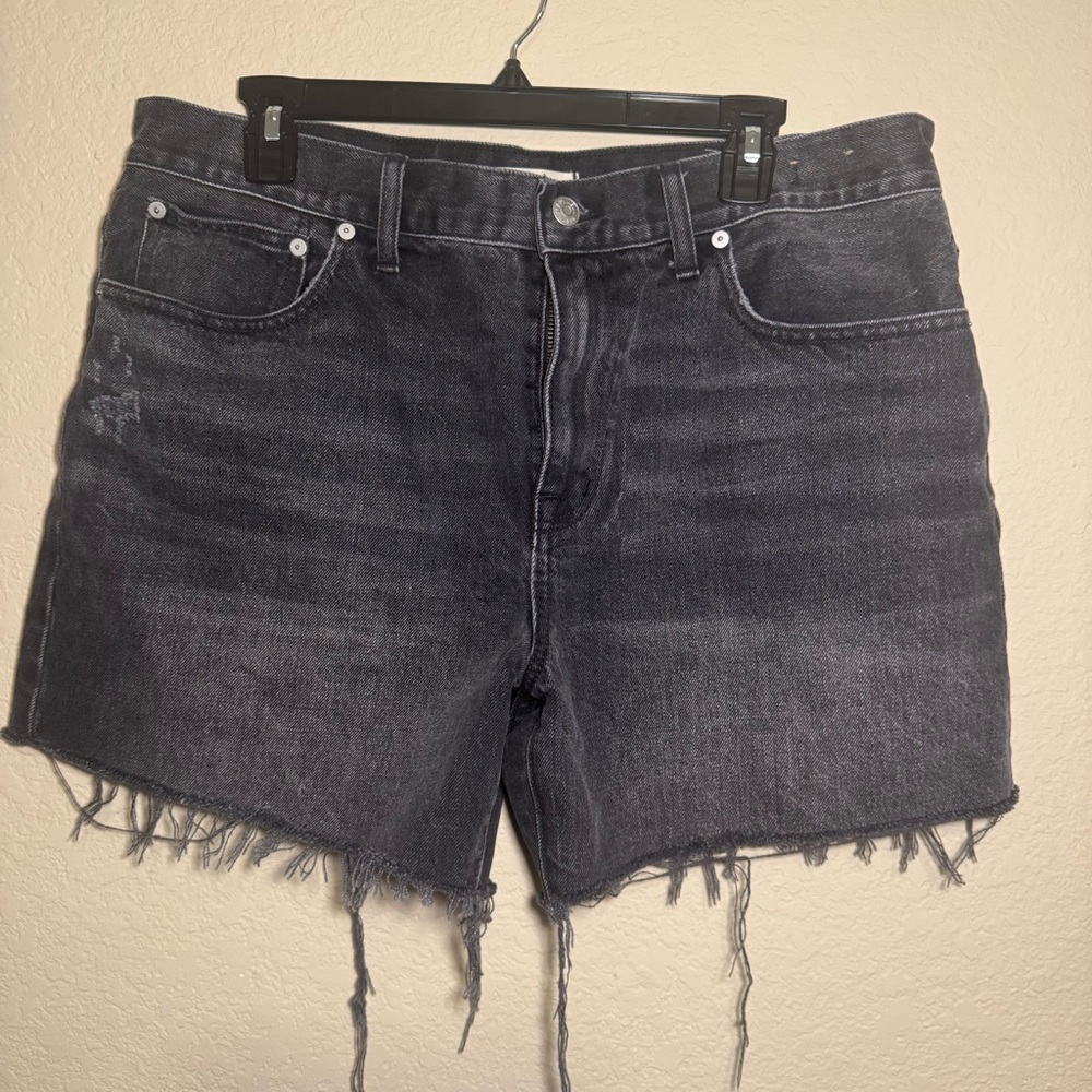 Madewell Black Relaxed Mid-Length Denim Shorts